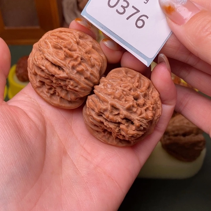 文玩核桃把件41红皮楼0376