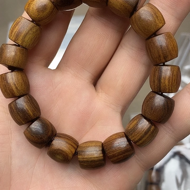 沉香沉香碎屑巴布亚贡木104号