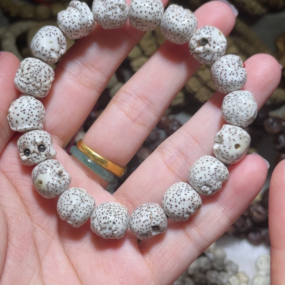 星月菩提吊坠炸！十八呆手串