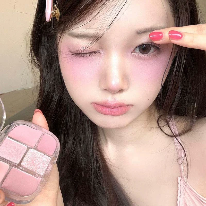 韩女淡颜美学!新品多功能六色综合盘哑光珠光提亮眼影腮红彩妆盘