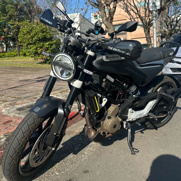 适用胡斯瓦纳401/250摩托车铝合金护手弓刹车护手挡风罩防摔护弓