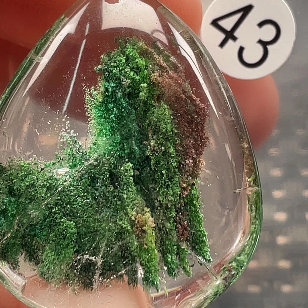 看***透水晶未镶嵌颈饰天然