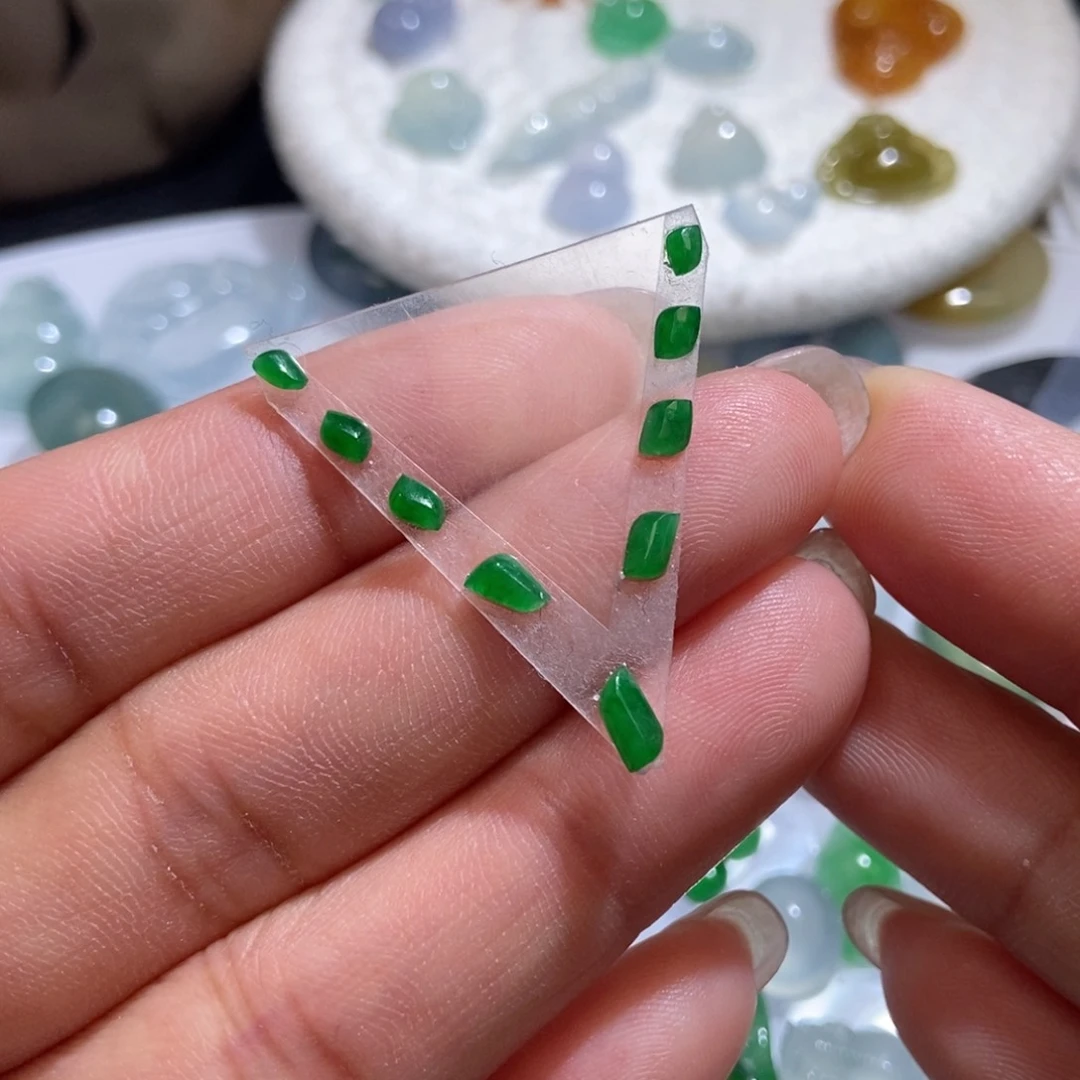 未镶嵌定制翡翠翡翠