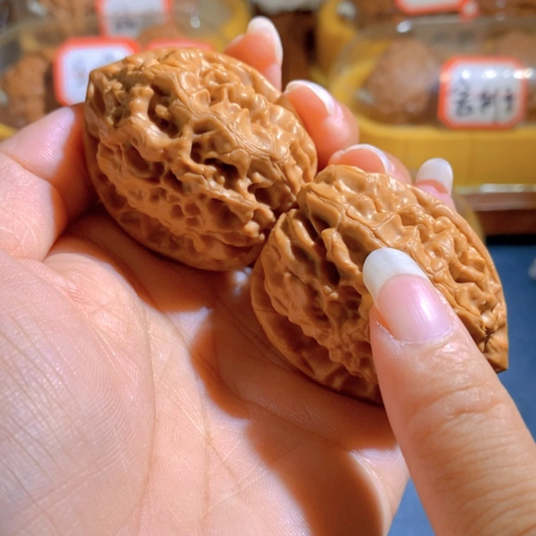 【闪购商品】文玩核桃吊坠一*饮核欢