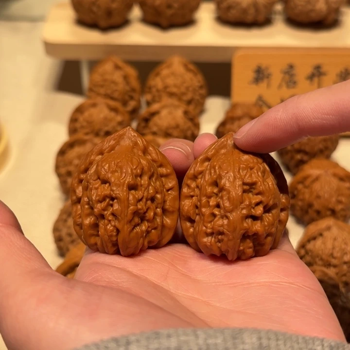文玩核桃把件山***物35赤龙