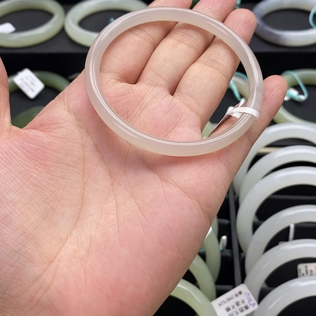 和田玉未镶嵌珠宝奇石和田玉手镯56