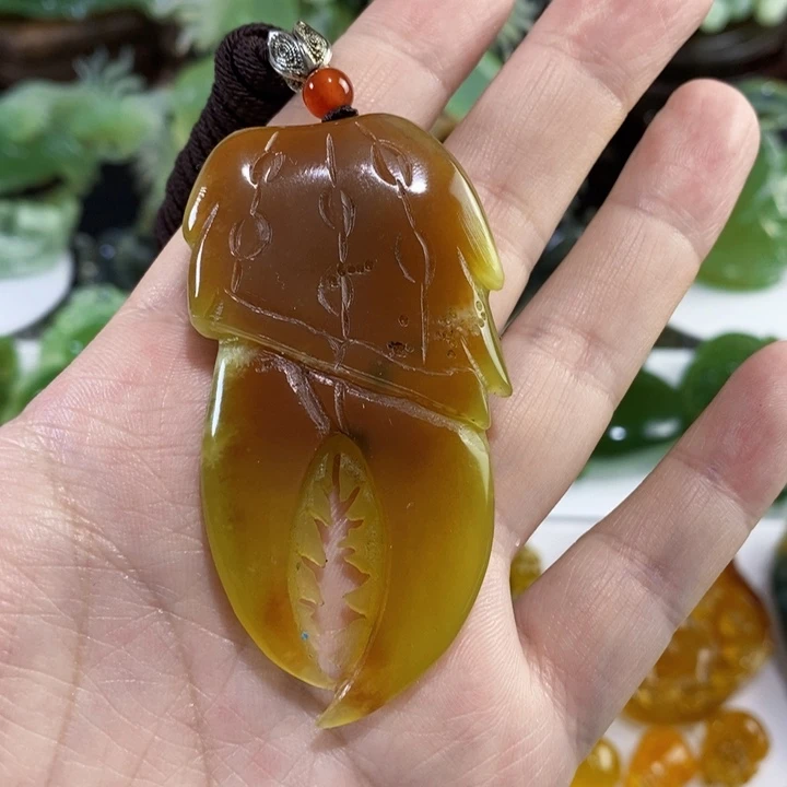未镶嵌岫玉挂件吊坠