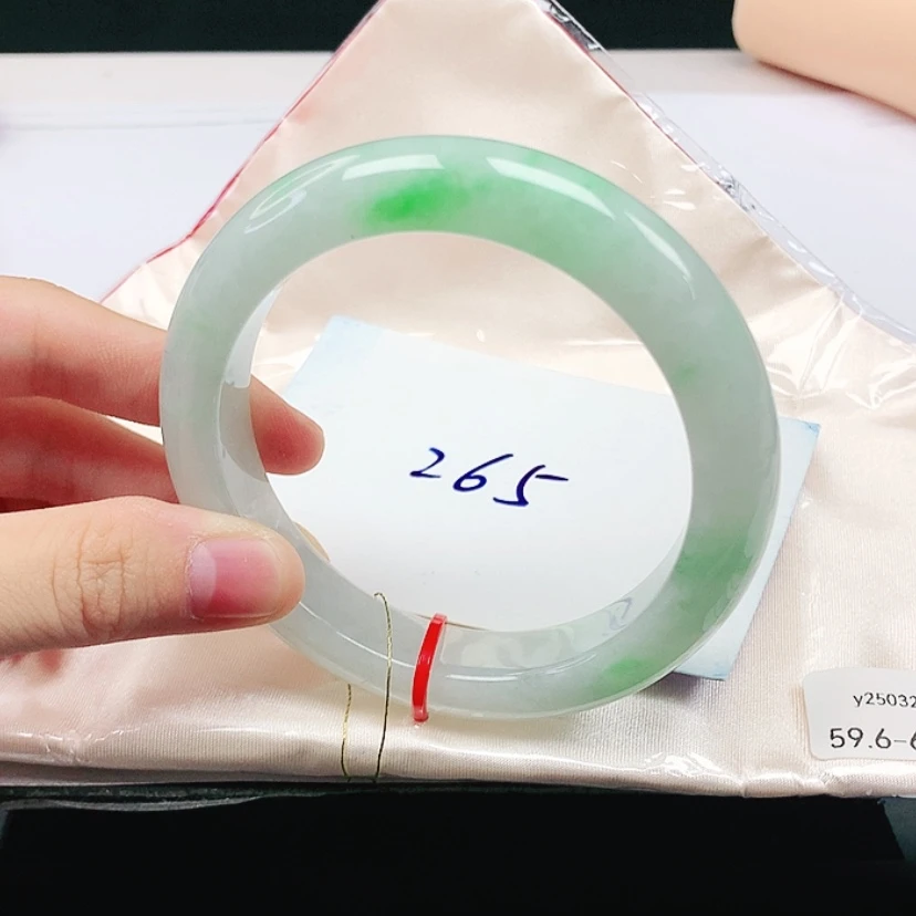 【闪购商品】翡翠手镯未镶嵌缅甸天然a货手镯59+