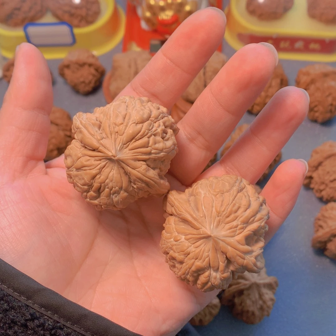 文玩核桃吊坠高****道门墩