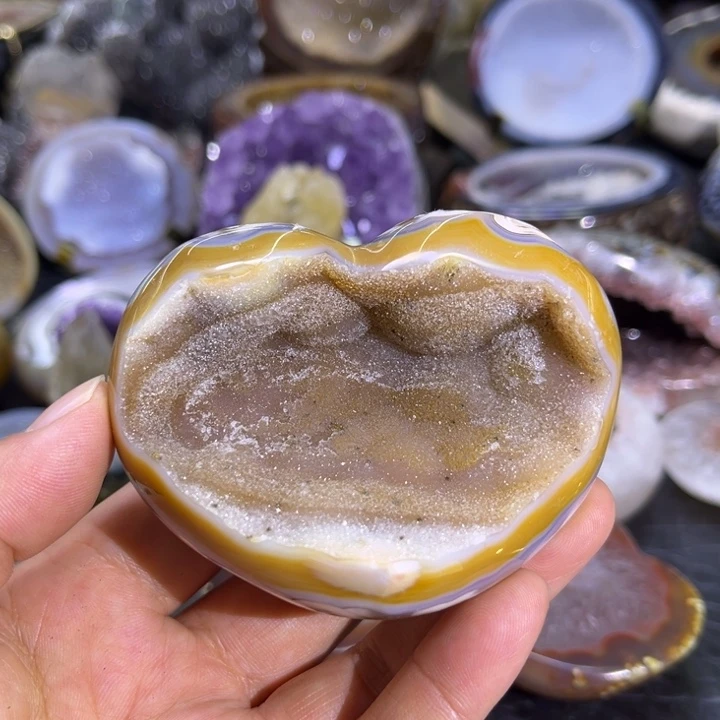 未镶嵌珠宝半成品水晶福利爱心