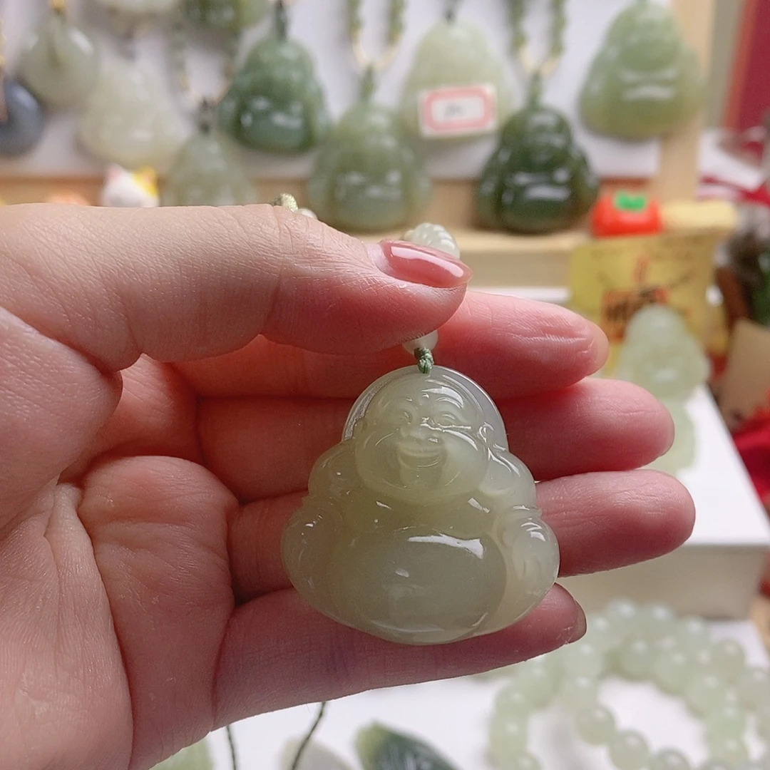 *****颈饰未镶嵌和田玉