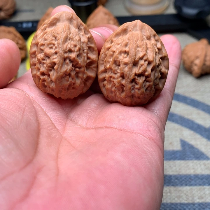 宁***高吊坠桃核斗鸡好看