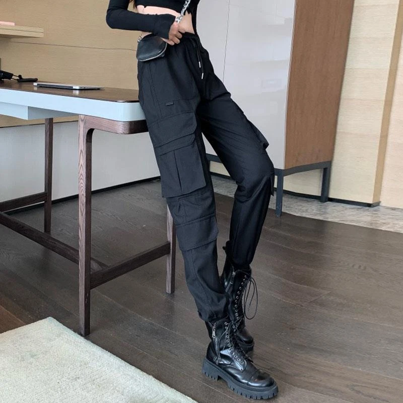 范哲萨2025新款春秋炸街工装裤女夏搭配马丁靴黑色小个子束脚薄款