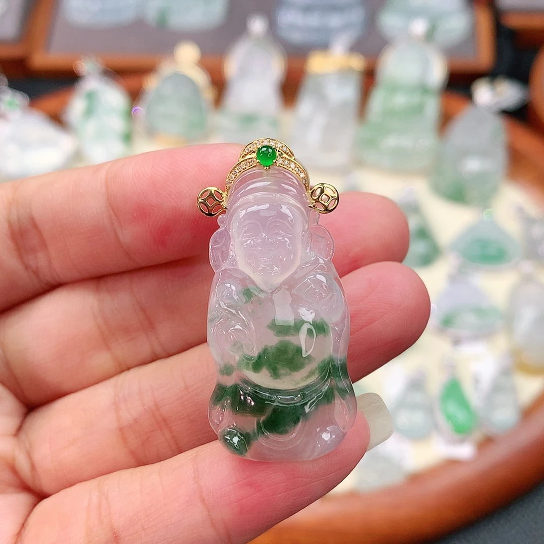 颈饰18K金镶嵌翡翠财神爷