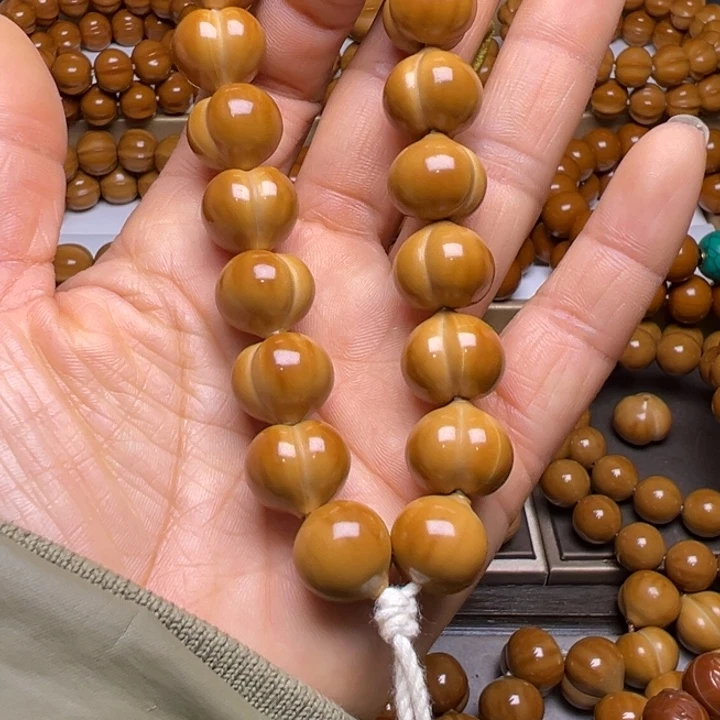 吊坠橄榄核聚宝盆