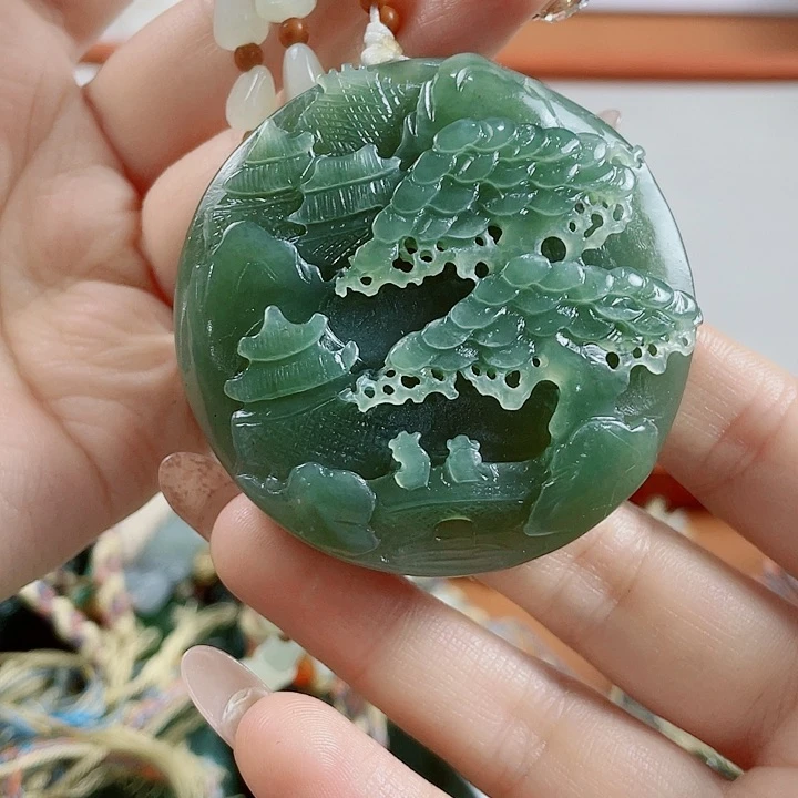 和田玉未镶嵌挂件