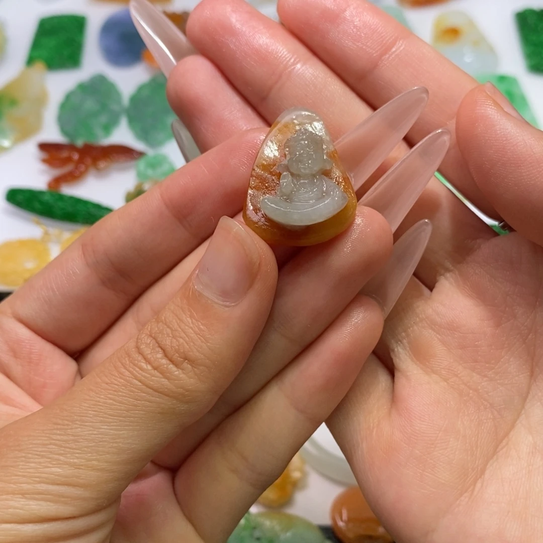 定制翡翠未镶嵌吊坠