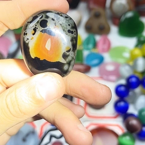 玛瑙/玉髓颈饰未镶嵌