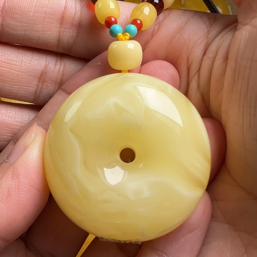 蜜蜡毛衣链未镶嵌无优化无烤色无补胶无覆膜无辐照无煮蜜