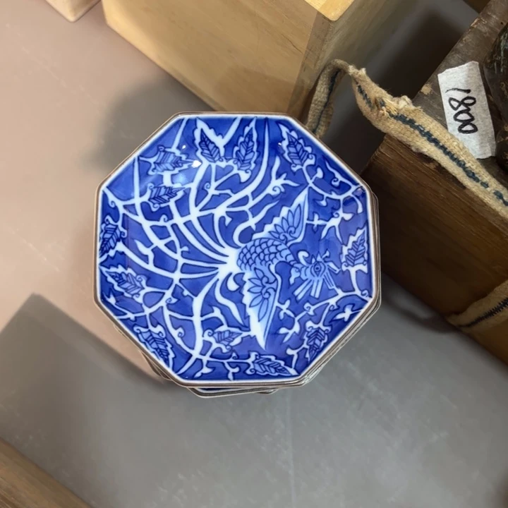 紫砂茶杯南**风非常美丽漂亮的物品