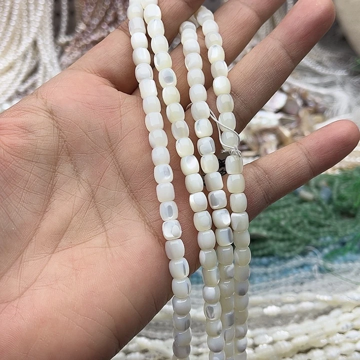 玛瑙/玉髓未镶嵌珠宝半成品一条6mm左右白蝶贝桶珠