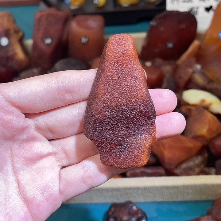 琥珀未镶嵌珠宝奇石洞*拐