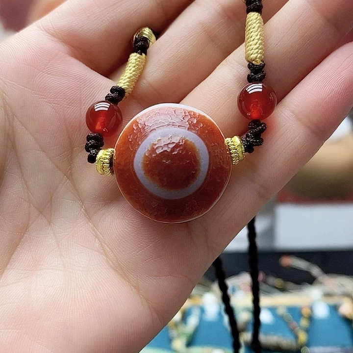 玛瑙/玉髓颈饰合金