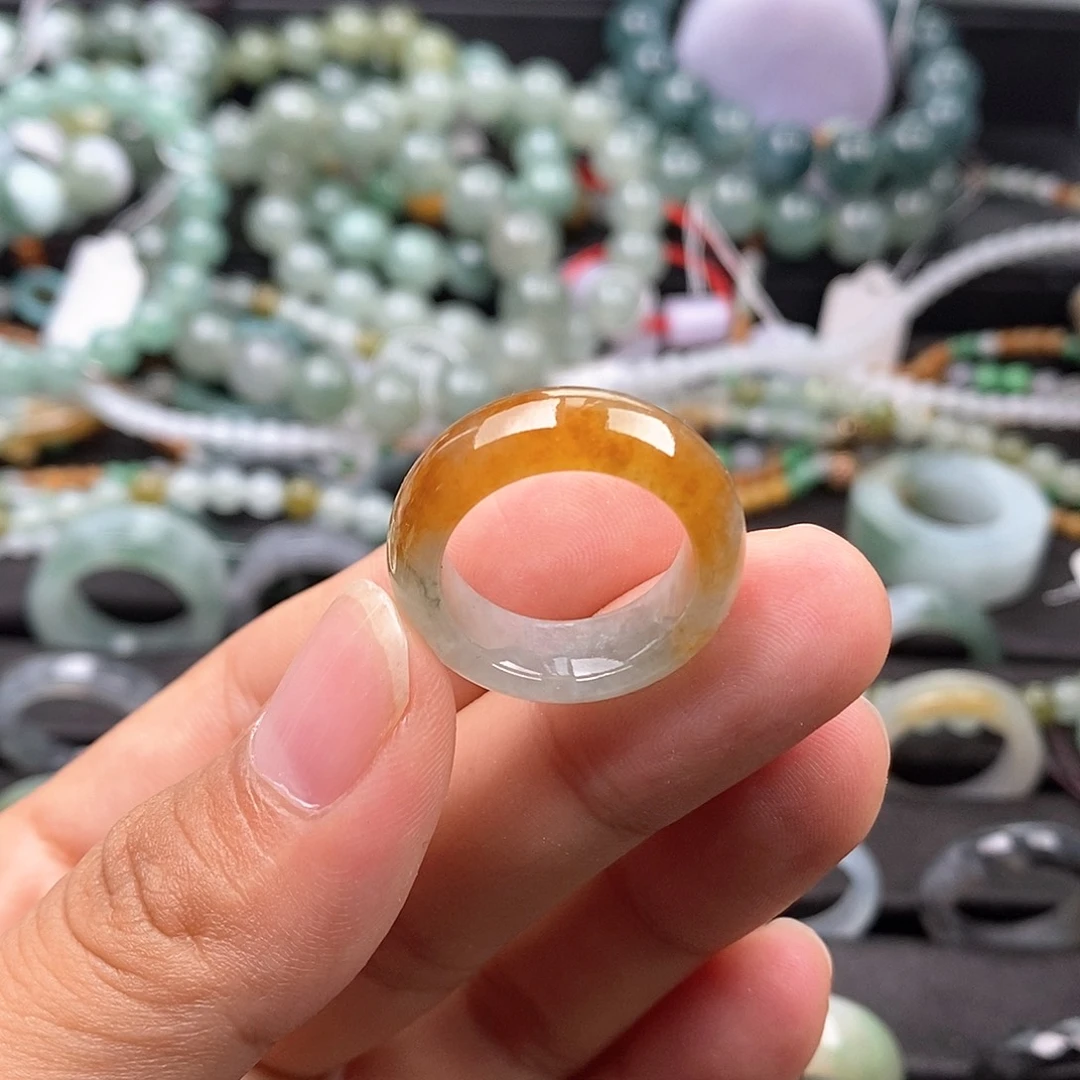 翡翠未镶嵌戒指翡翠4
