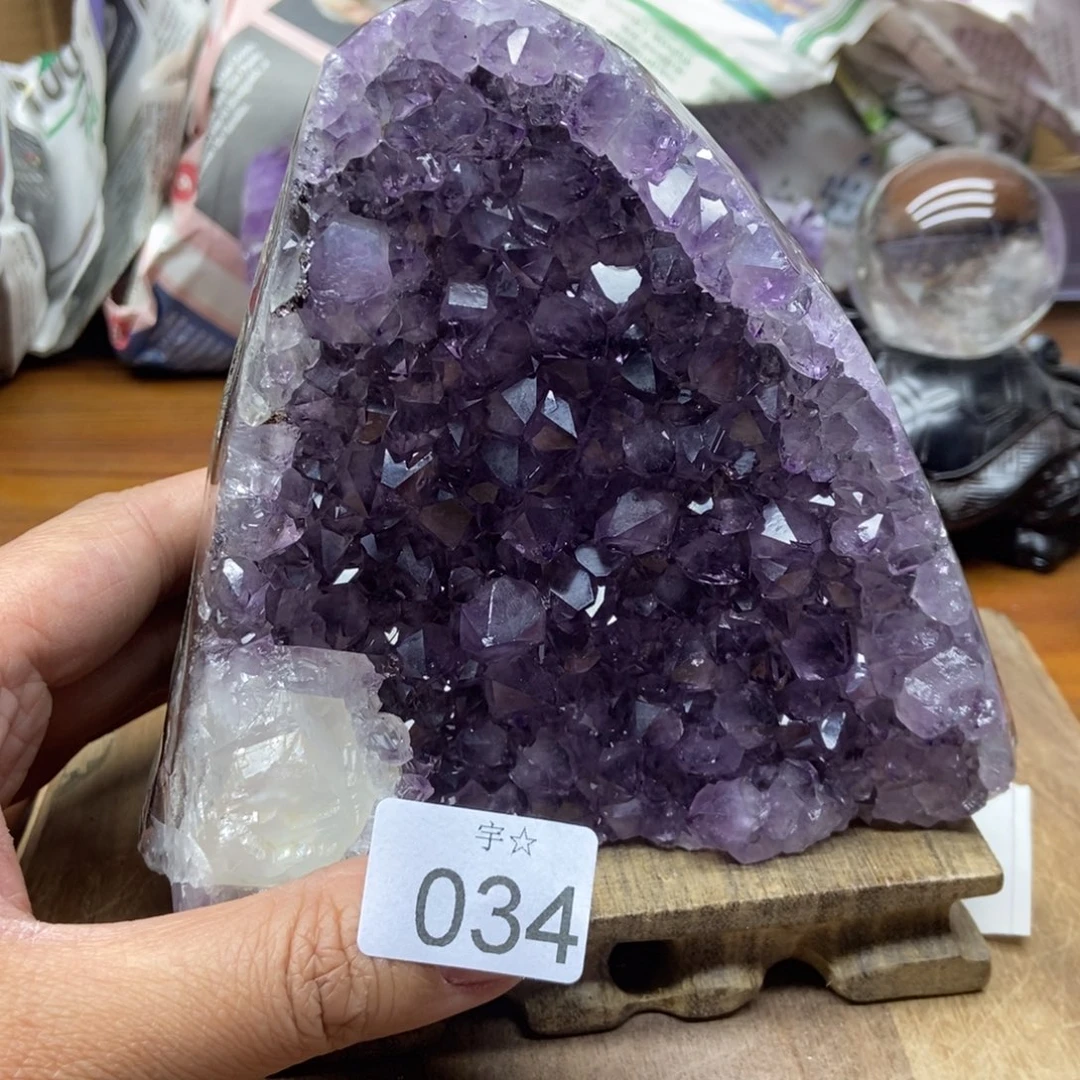 紫晶天然水晶摆件未镶嵌
