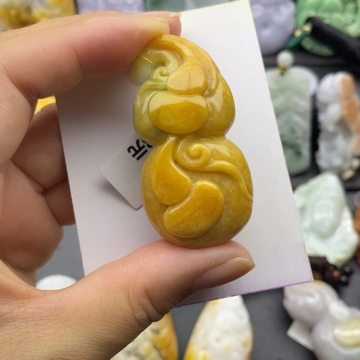 翡翠未镶嵌颈饰天然翡翠