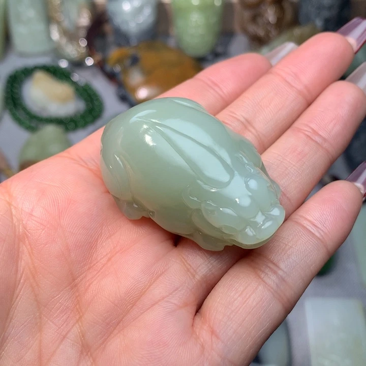 和田玉挂件未镶嵌梦**来