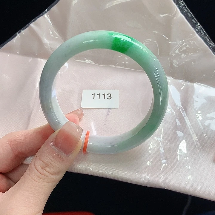 翡翠手镯未镶嵌天然翡翠手镯01