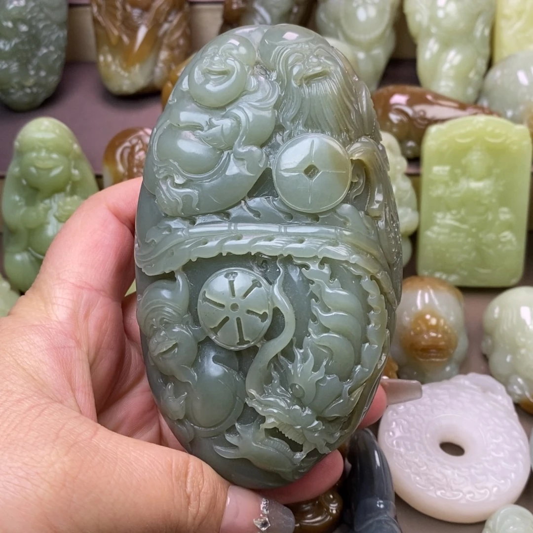 龙***下和田玉未镶嵌摆件