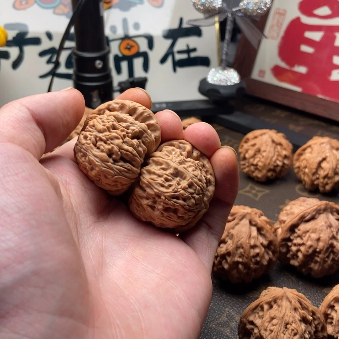 文玩核桃吊坠四座楼