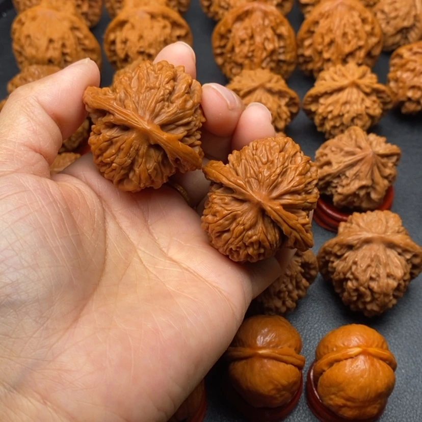 【闪购商品】文玩核桃把件楼子