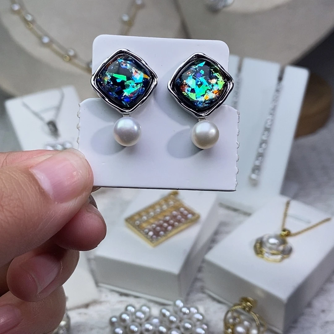 银S925镶嵌淡水珍珠耳饰