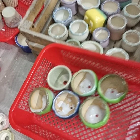 微瑕陶瓷盆满12包邮