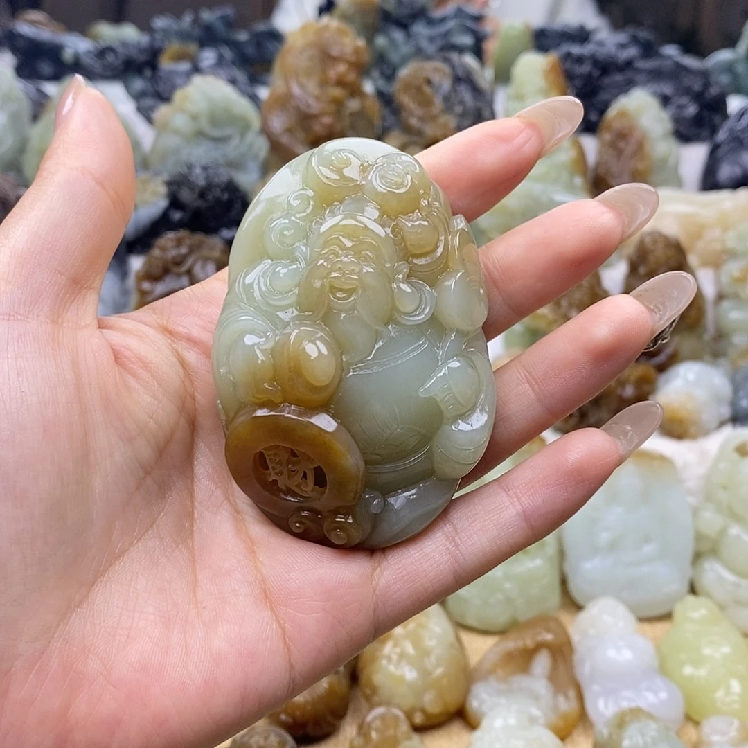 颈饰未镶嵌和田玉