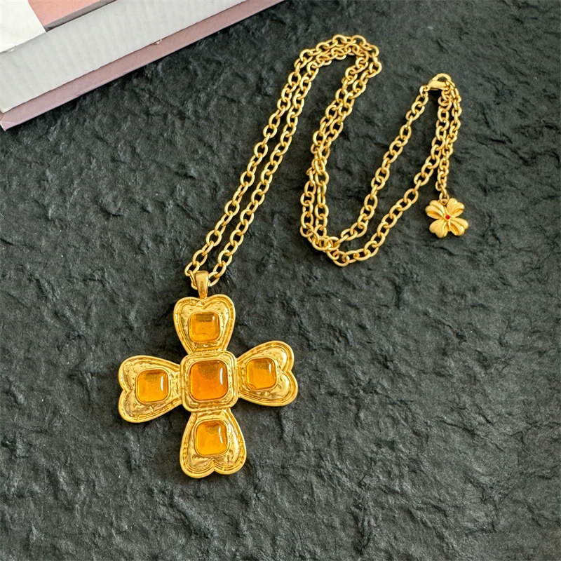 铜项链 欧阳娜娜同款蝴蝶结项链复古夸张四叶草重工轻奢吊坠链女