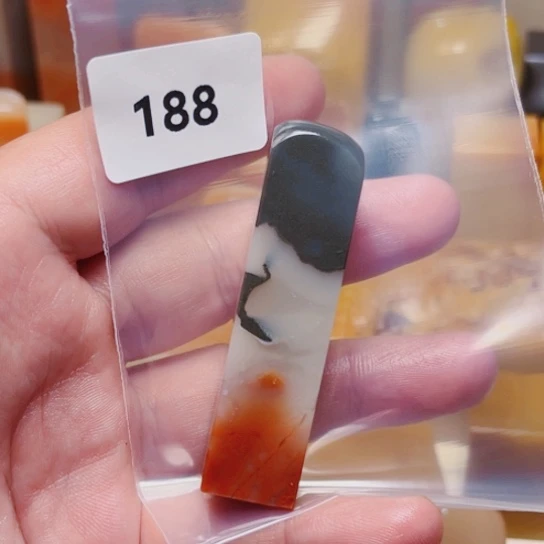 水***穿老挝石老挝石五彩