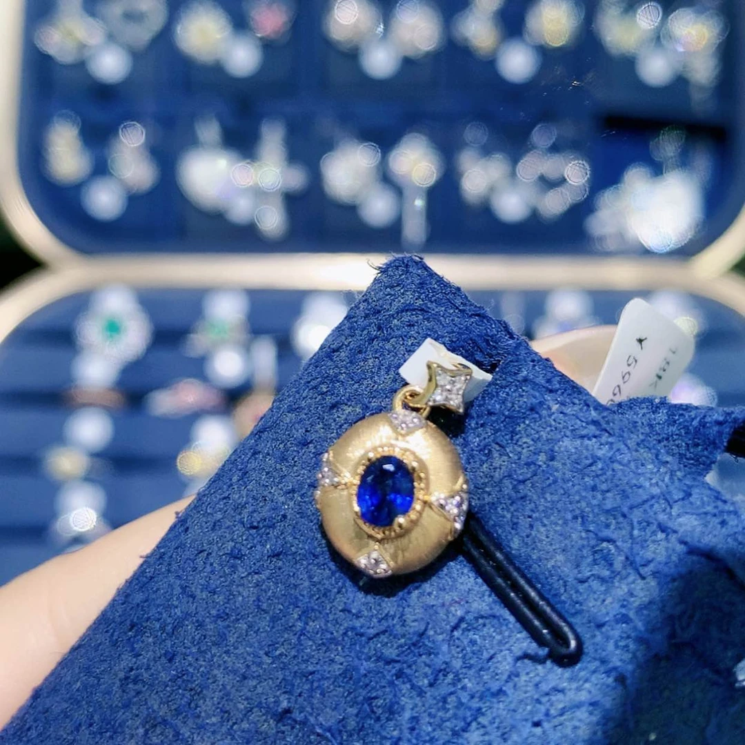 【闪购商品】吊坠(不含链)蓝宝石18K金镶嵌