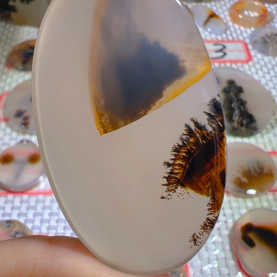 未镶嵌颈饰玛瑙/玉髓