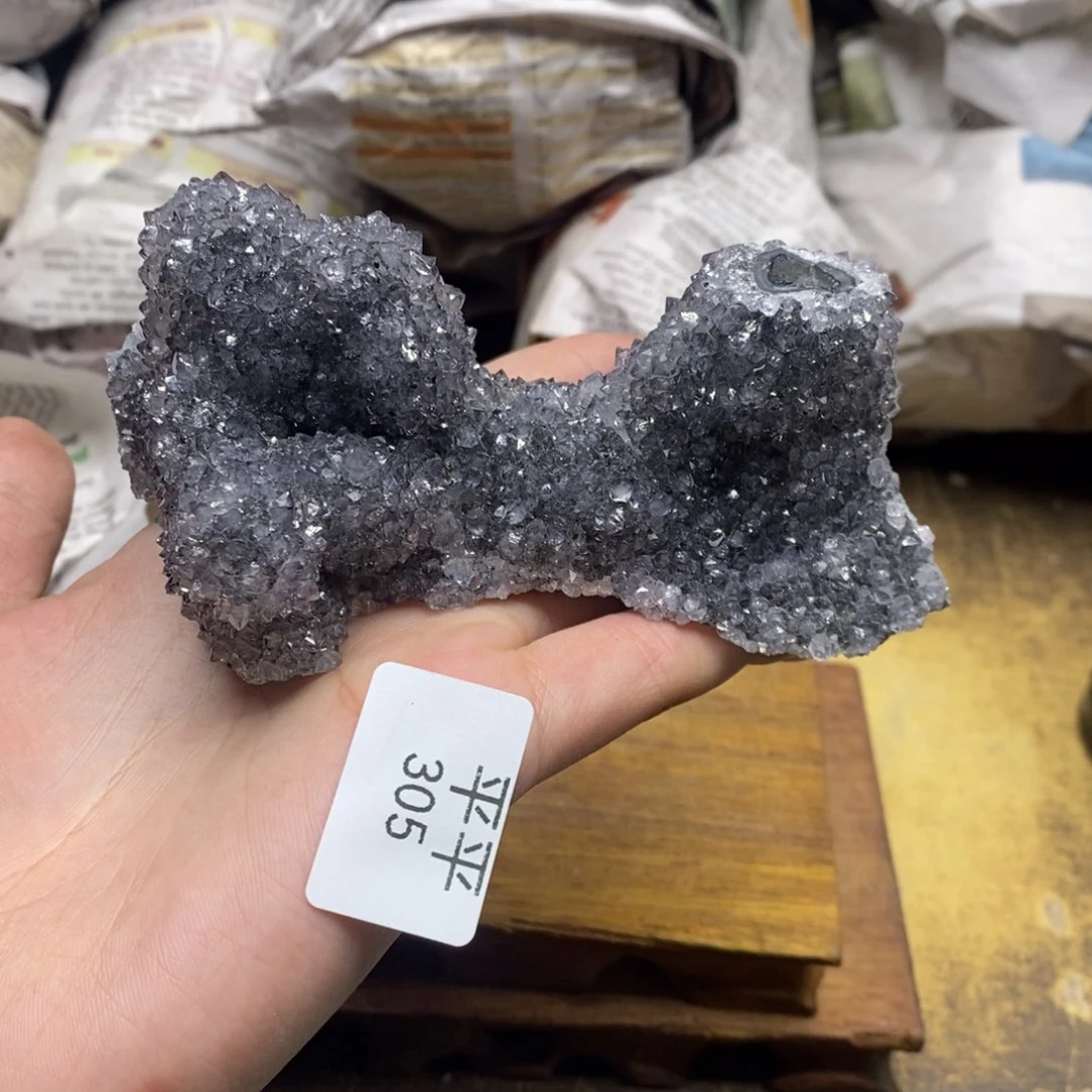 紫晶乌拉圭未镶嵌