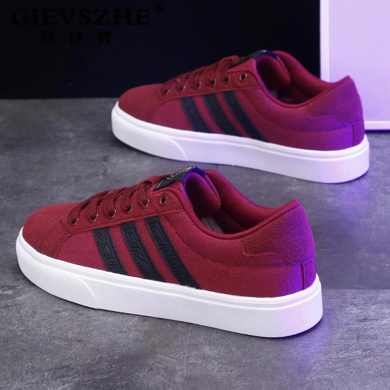 纪诗哲男生鞋子新款板鞋男爆款同款情侣潮流时尚百搭德训鞋男鞋