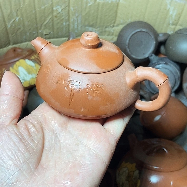 手工制作宜兴紫砂茶壶