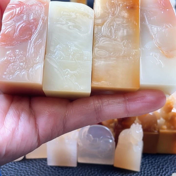 寿山石印石௹***௹寿山芙蓉石薄意钮