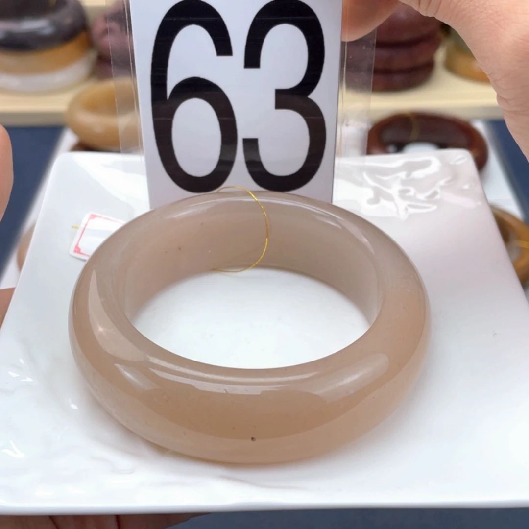 【闪购商品】石英质玉手镯未镶嵌