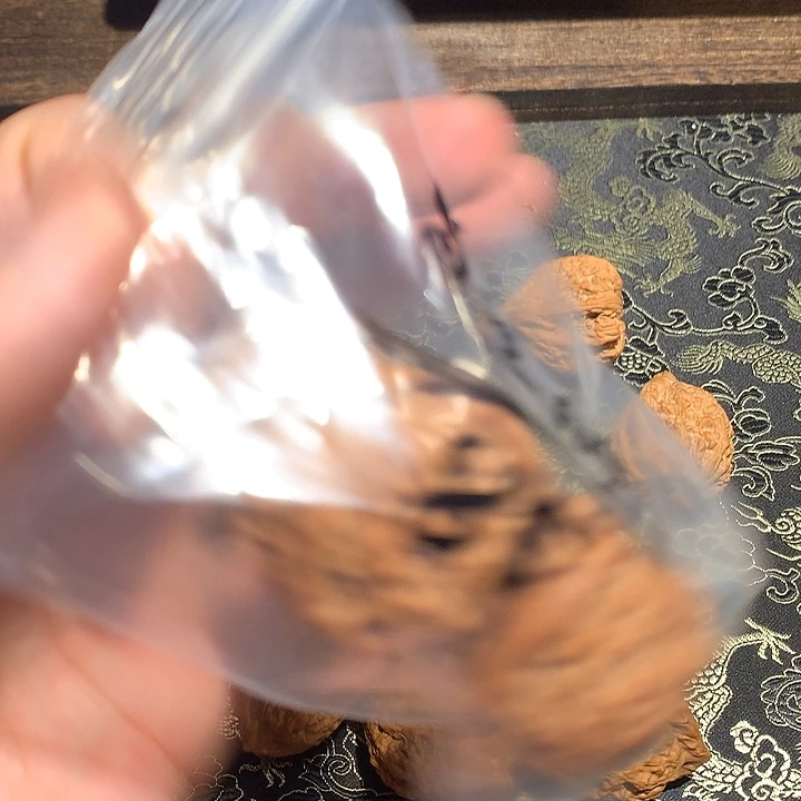 曾***.文玩手把件 汉高楼