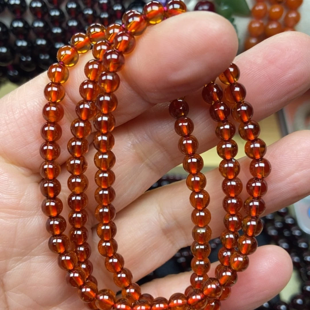 未镶嵌石榴石手链