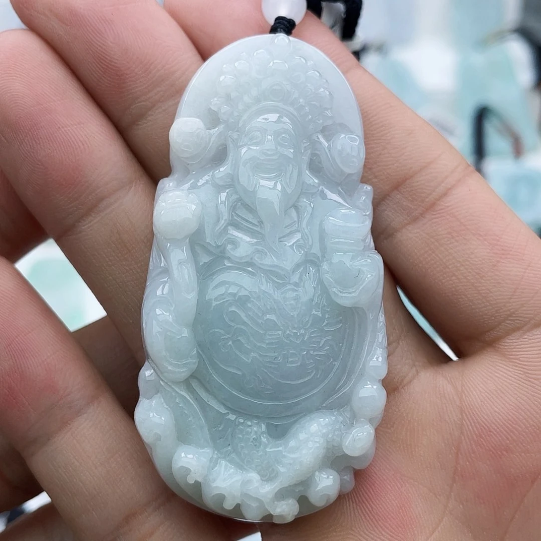 颈饰未镶嵌翡翠邢***。翡翠